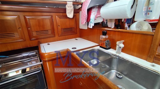 BENETEAU OCEANIS 361 (16)