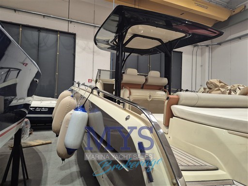 INVICTUS 280 GT (59)