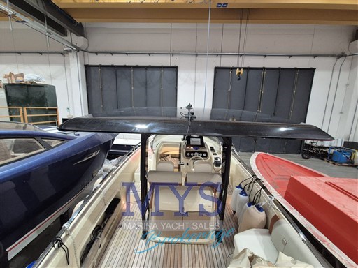 INVICTUS 280 GT (44)