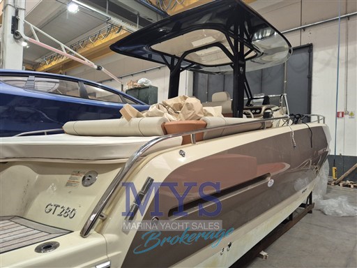 INVICTUS 280 GT (51)