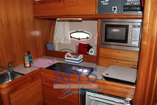 BAVARIA 37 (17)