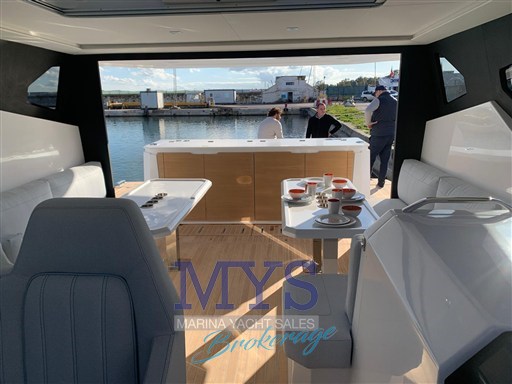 AVENTURA 38 SC (20)