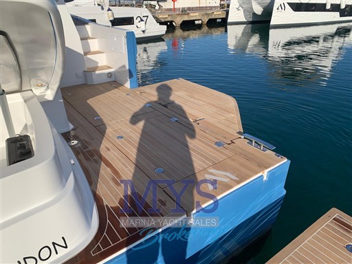AVENTURA 38 SC (33)