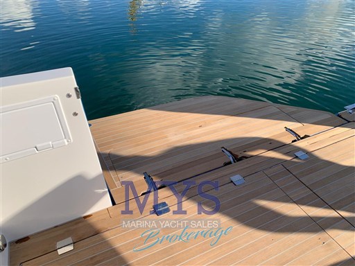 AVENTURA 38 SC (30)