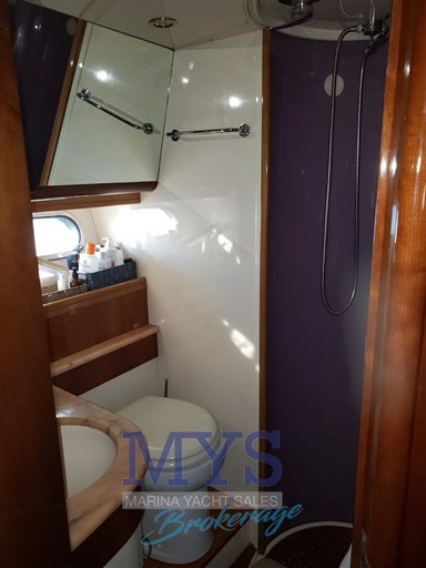 CAYMAN 42 FLY (10)