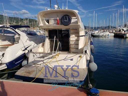 CAYMAN 42 FLY (24)