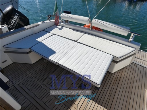 MIMI' 780 CABIN (7)