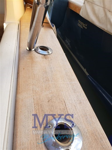 BERTRAM 37 CONVERTIBLE (95)