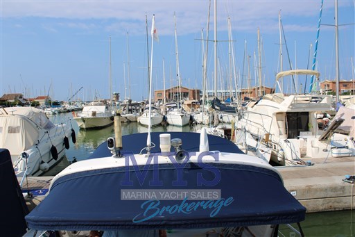 BAVARIA 32 (4)