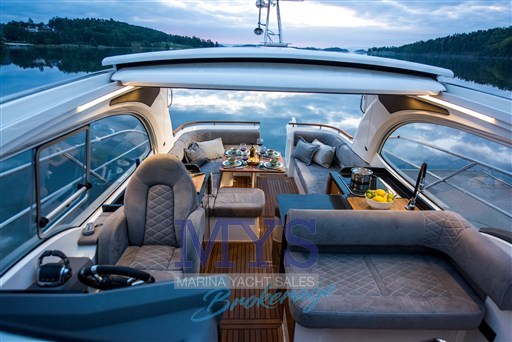 Marex 360 Cabriolet Cruiser (11)