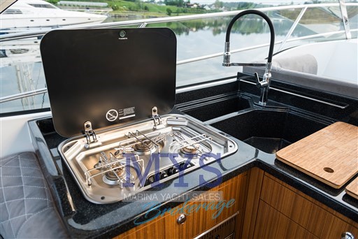 Marex 360 Cabriolet Cruiser (29)