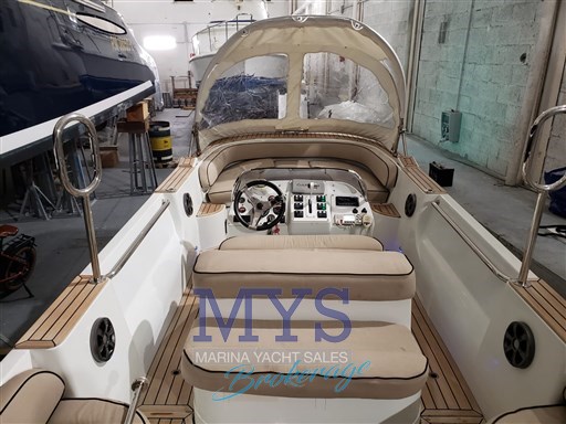 CASTOLDI JET TENDER 23' (6)