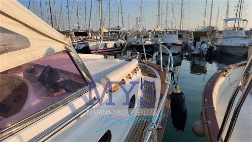 F.lli Aprea 750 Cabin (10)