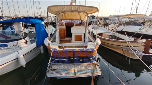 F.lli Aprea 750 Cabin (3)