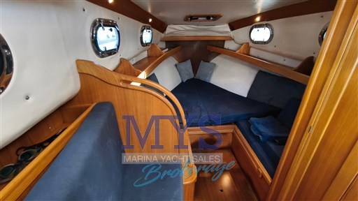F.lli Aprea 750 Cabin (18)
