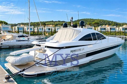 Pershing 54'
