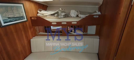 Luhrs 40 open