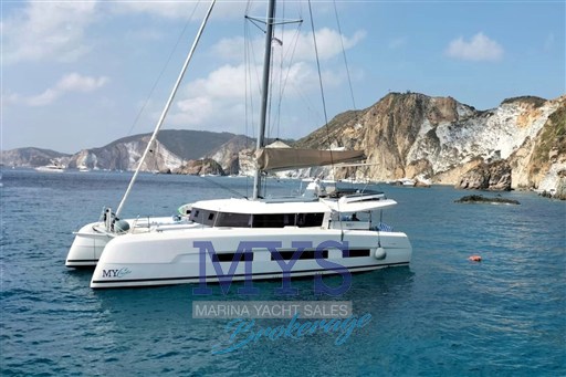 Dufour Catamarans 48