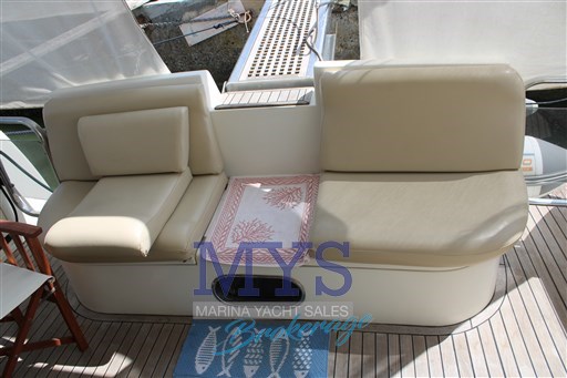 AZIMUT 46 (5)