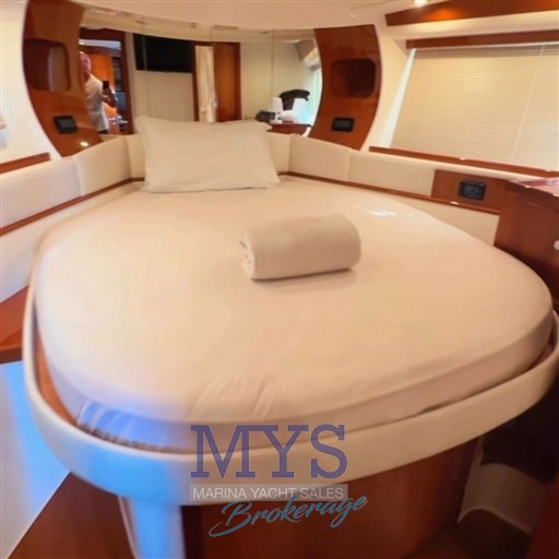 PERSHING 50 (17)