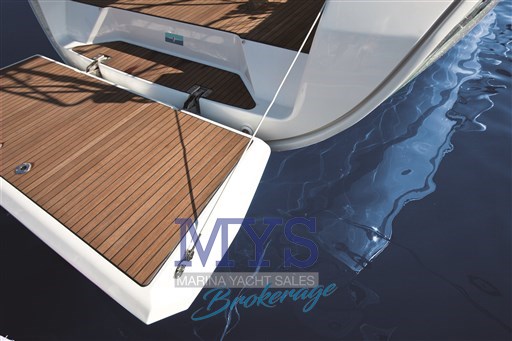 BAVARIA 34 CRUISER (6)