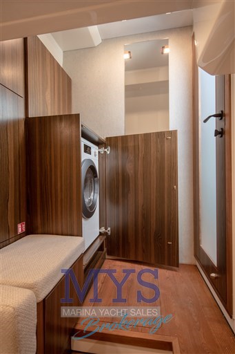 Twin cabin (Three-cabin version) (3)