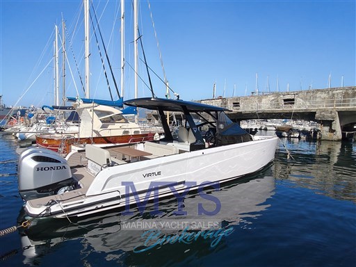 Virtue Yachts V10 Top