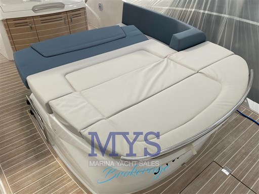 Sessa Marine Key Largo 34 EFB Ttop (23)