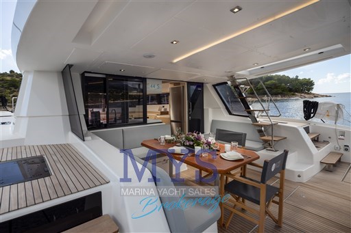 DUFOUR 44 CATAMARANS (44)