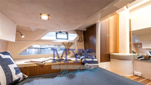 Marex 330 (16)