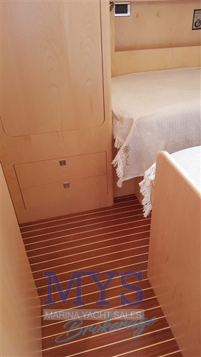 DI DONNA serapo 42 cabin ht (16)