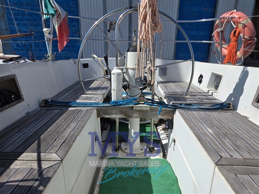 OYSTER 37 (23)