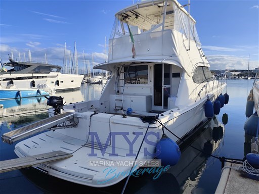 Riviera Marine 47 Flybridge