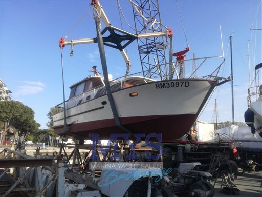 C.n. Italiano Porta A Mare Yupiter 30
