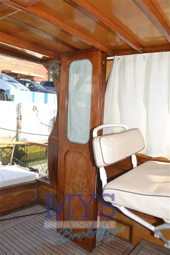 C.N. italiano porta a mare Yuppiter 30 (17)