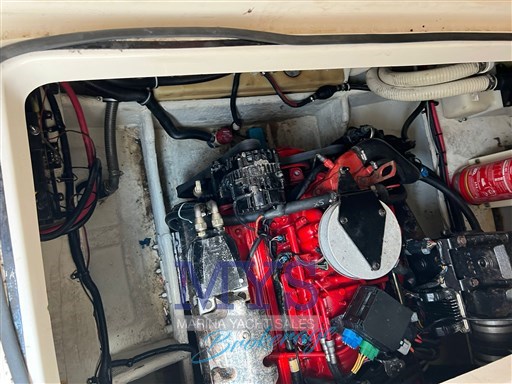 VANO MOTORE Regal marine Commodore 2665 (13)