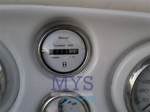 ORE DI MOTO Regal marine Commodore 2665 (14)