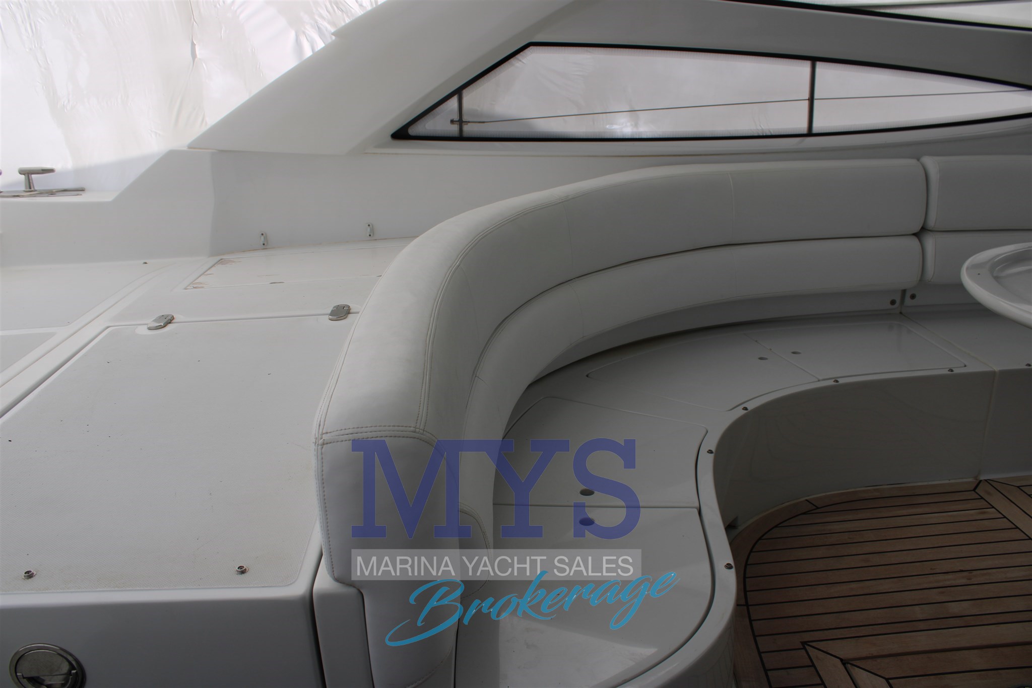 Pershing 46' (2007) - Marinayachtsales