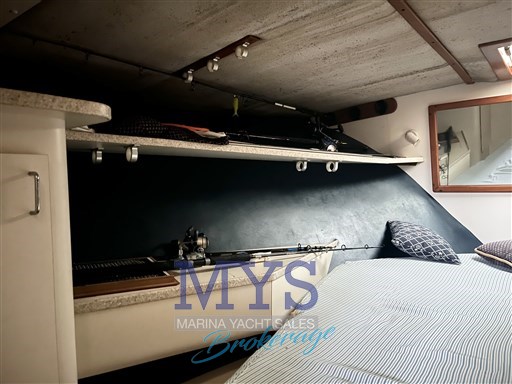Luhrs 32 Fly (23)