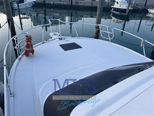 Luhrs 32 Fly (6)