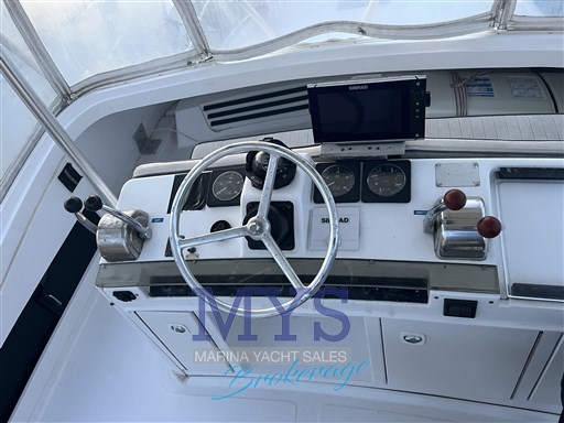 Luhrs 32 Fly (11)