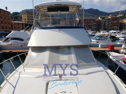 Hatteras 36 Convertible (14)