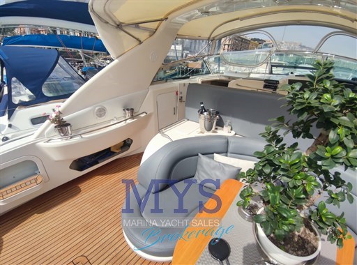 Sea Ray Sundancer 480 Dinette 2