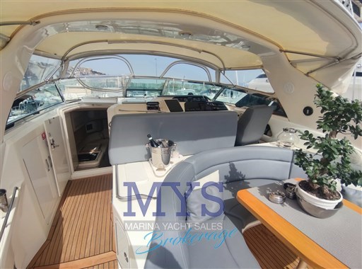 Sea Ray Sundancer 480 Dinette 4