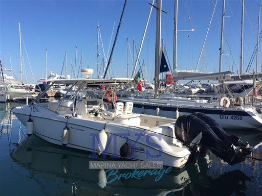 Boston Whaler Outrage 320
