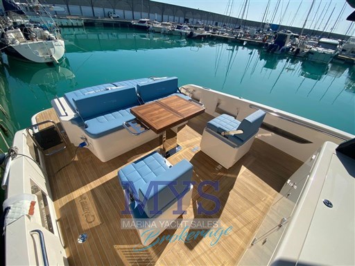 CAYMAN YACHT 400 WA (13)