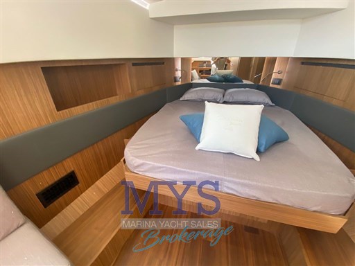 CAYMAN YACHT 400 WA (18)