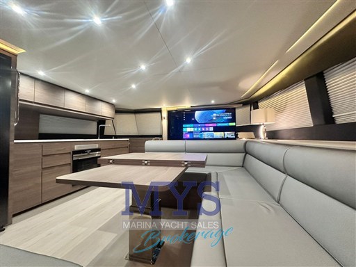 AVENTURA 56 MY (22)