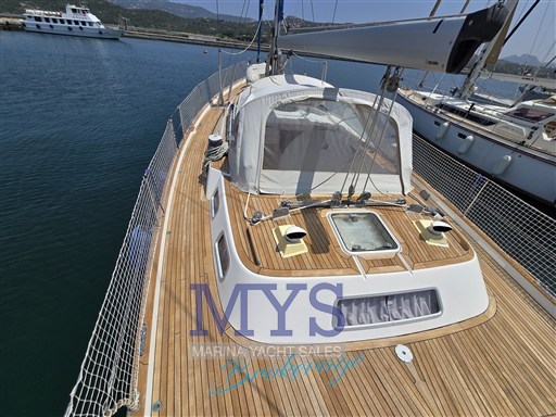 HALLBERG RASSY 48 (8)