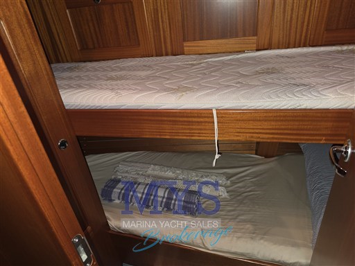 HALLBERG RASSY 48 (22)